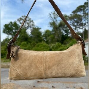 2005 Coach 8A73 tan suede shoulder bag